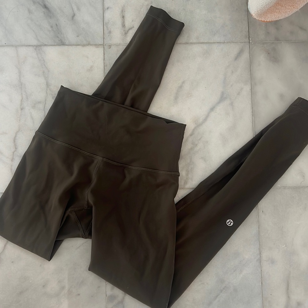 Olive Green Wunder Under Lululemon leggings